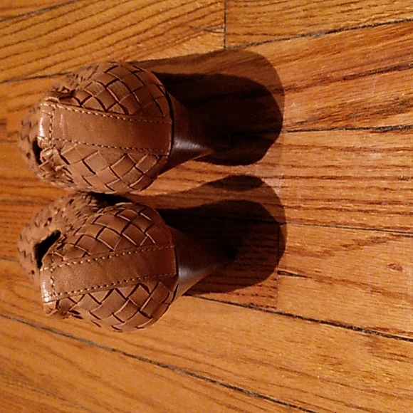 Urban Vintage Heels - Picture 4 of 8